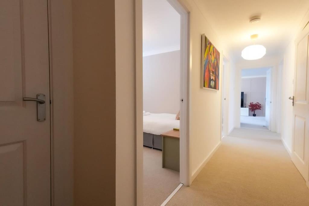 Whiteside Apartment