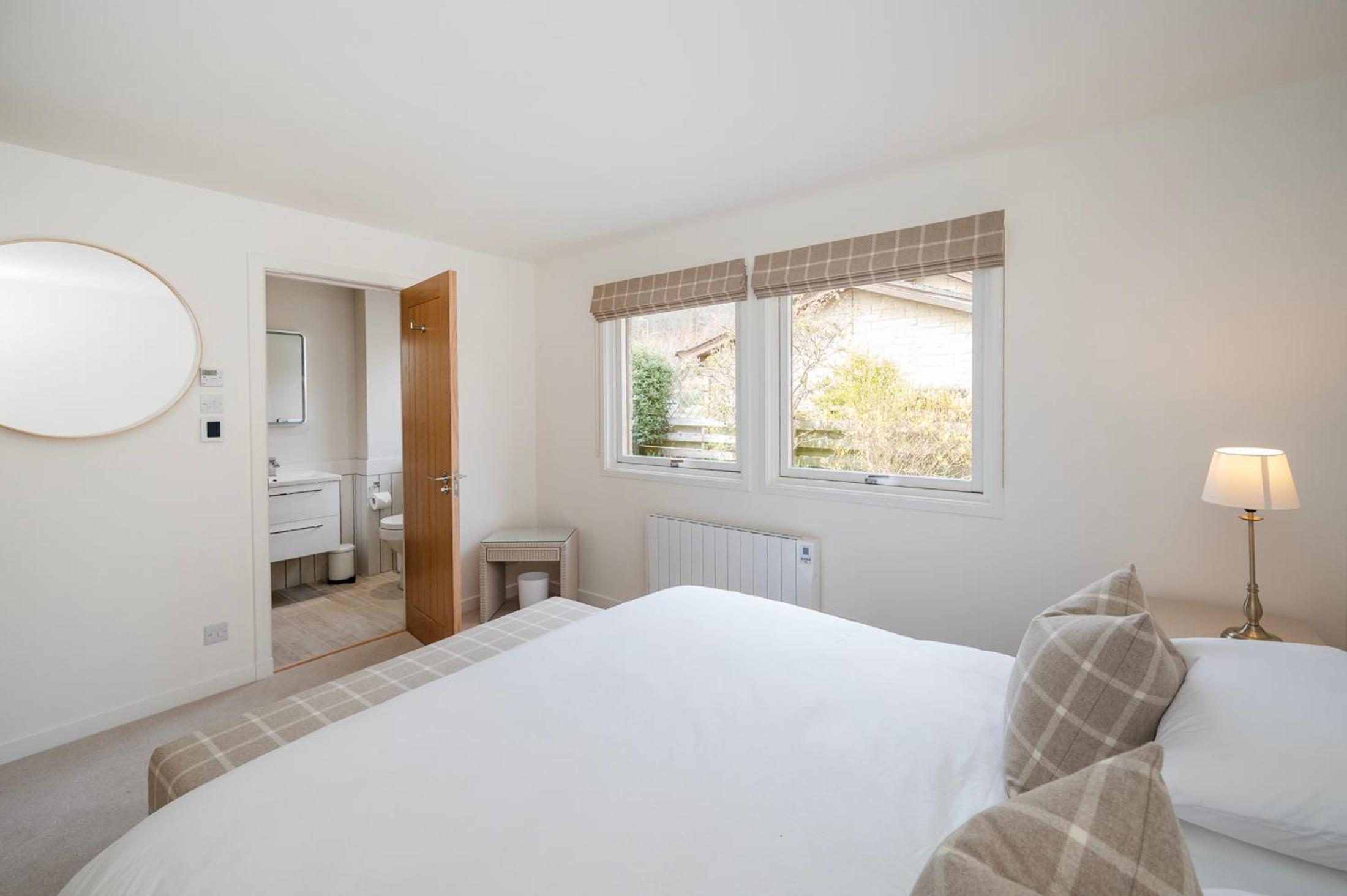 Greenwood - Stunning Scandinavian Style Home in the heart of Ballater Royal Deeside