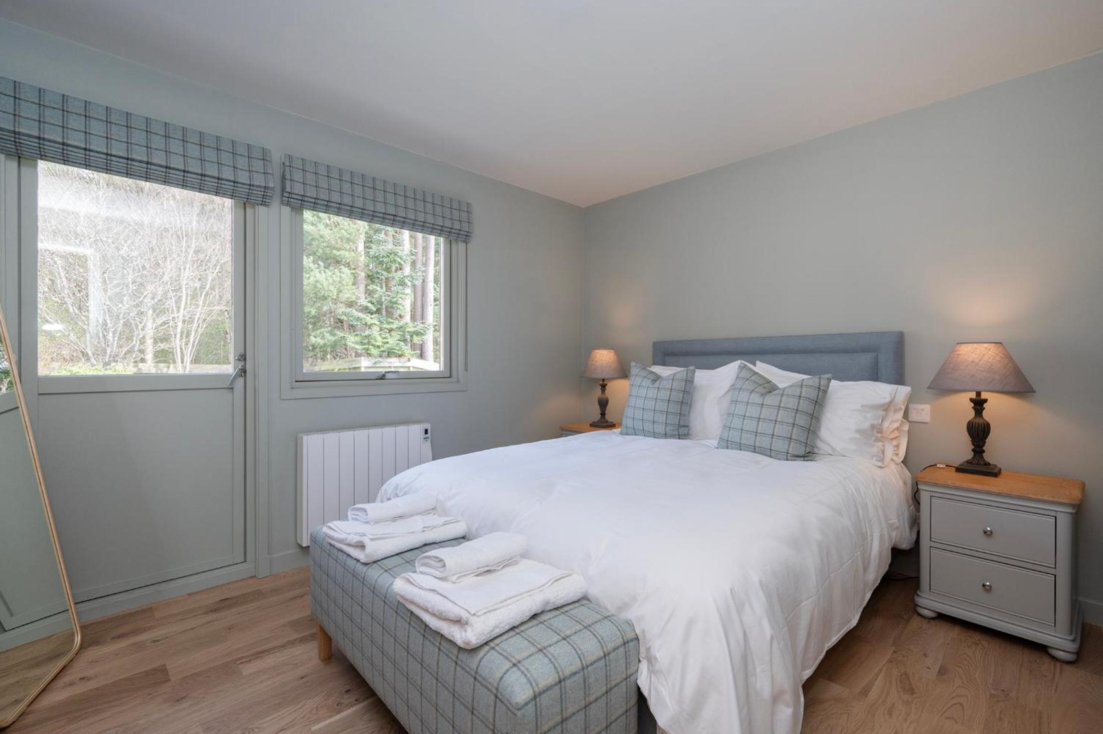 Greenwood - Stunning Scandinavian Style Home in the heart of Ballater Royal Deeside