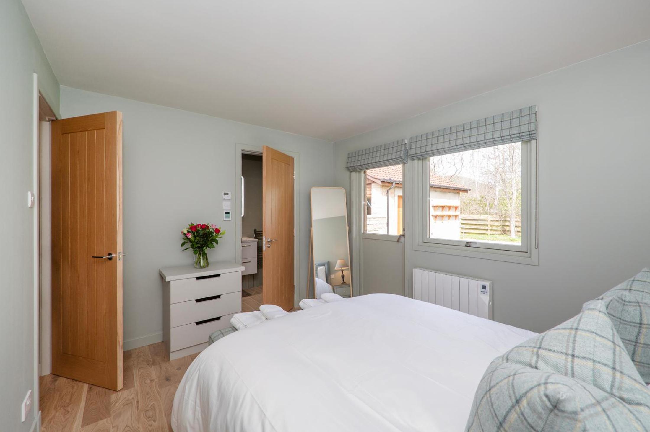 Greenwood - Stunning Scandinavian Style Home in the heart of Ballater Royal Deeside