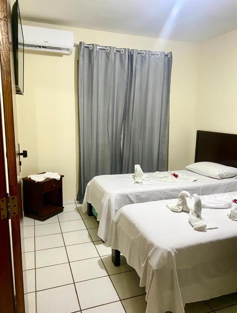 Condomínio Golden Dolphin Residence - Aptº Praia Taperapuan em Porto