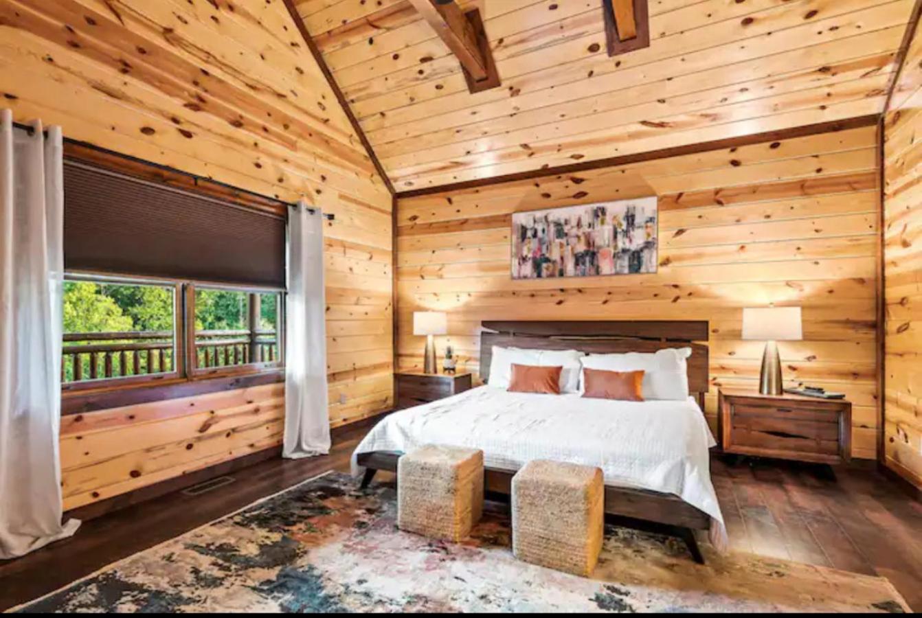 Grace Woods Retreat with Indoor Pool Sleeps 22 view 3