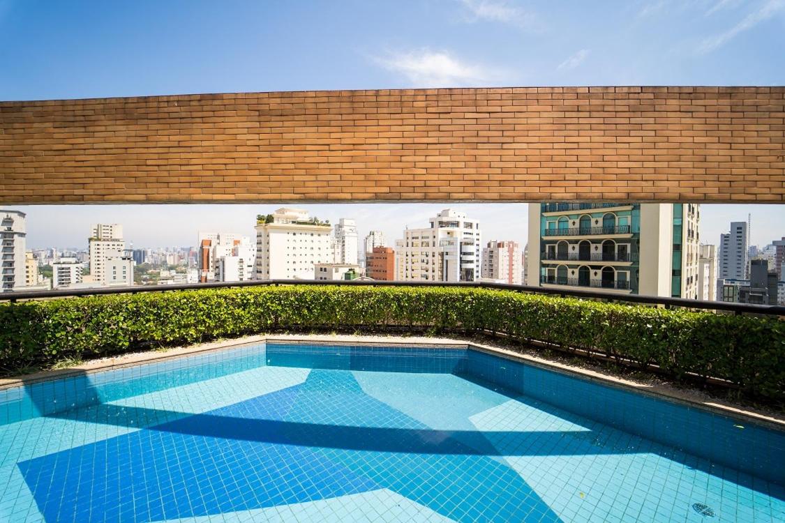 APARTAMENTO HOTEL AV IBIRAPUERA 2534 LUXO , CONFORTÁVEL em MOEMA
