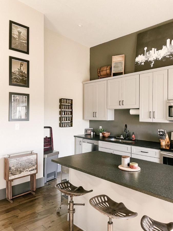 Neyland View Condo - Heart of Downtown Knoxville view 2