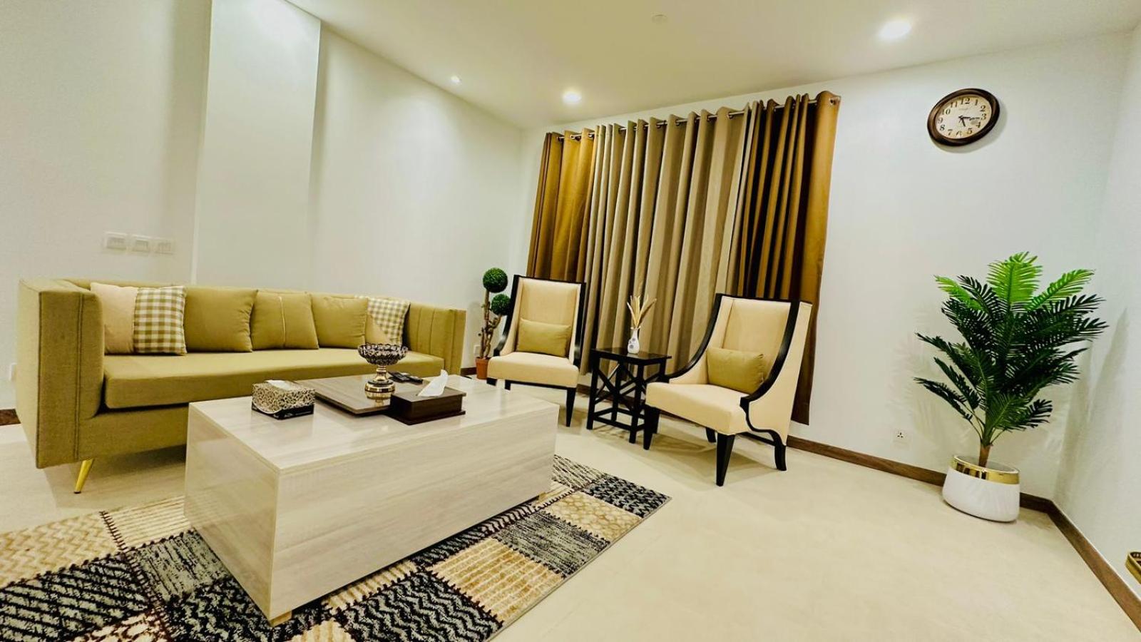 Luxury U Can See Compert U can feel Apartments in Gulburg III view 5