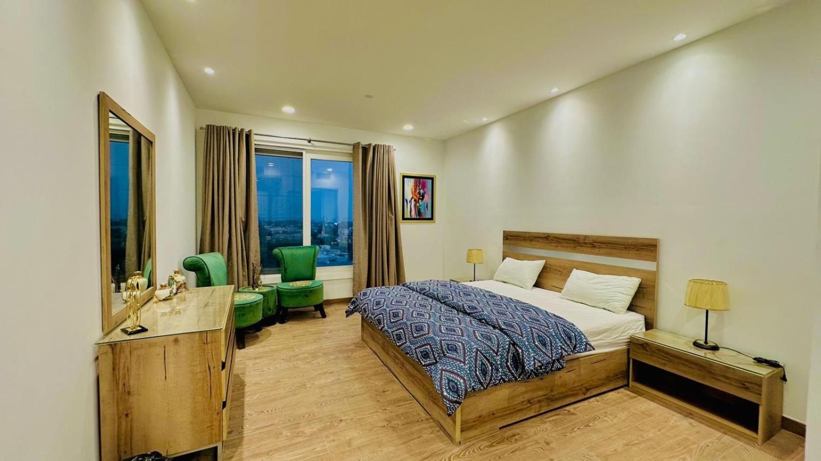Luxury U Can See Compert U can feel Apartments in Gulburg III view 2