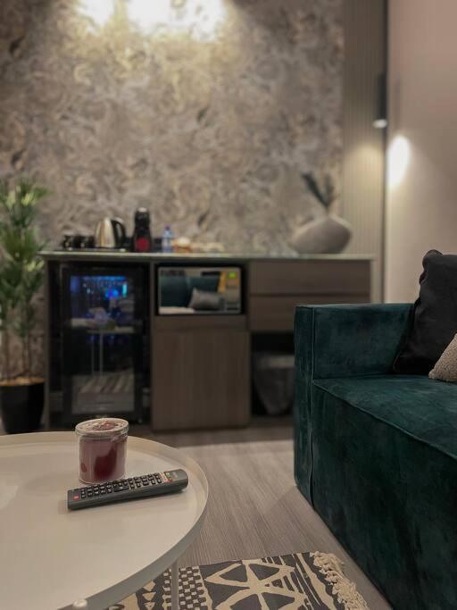 Self Check-in Stylish 1 Bedroom Retreat
