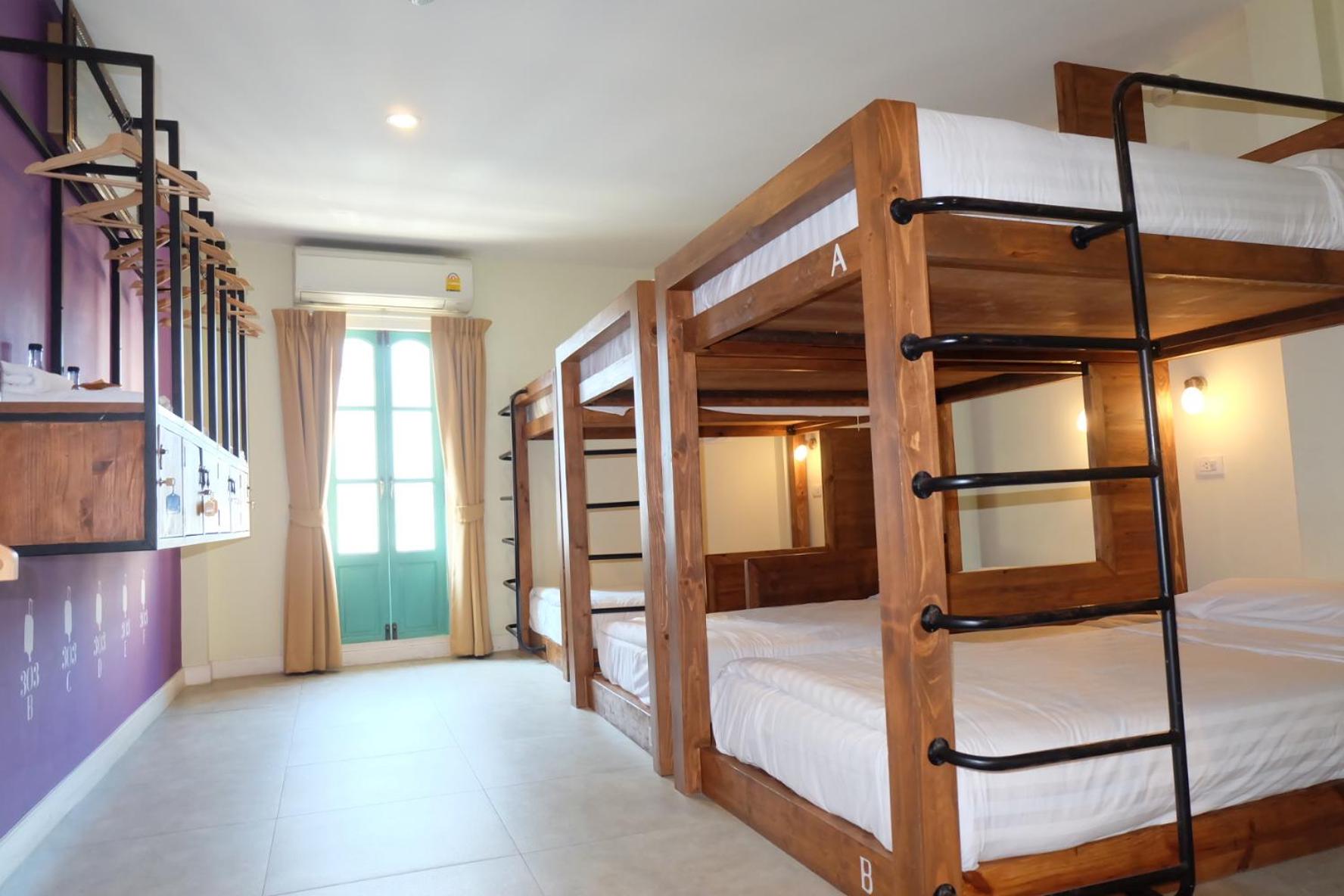 Siri Poshtel Bangkok