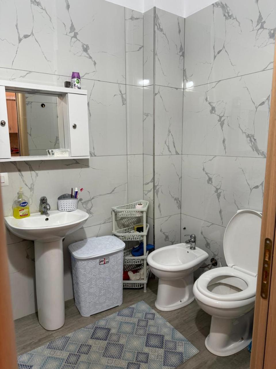 Durres Lovely Apartment with Balcony