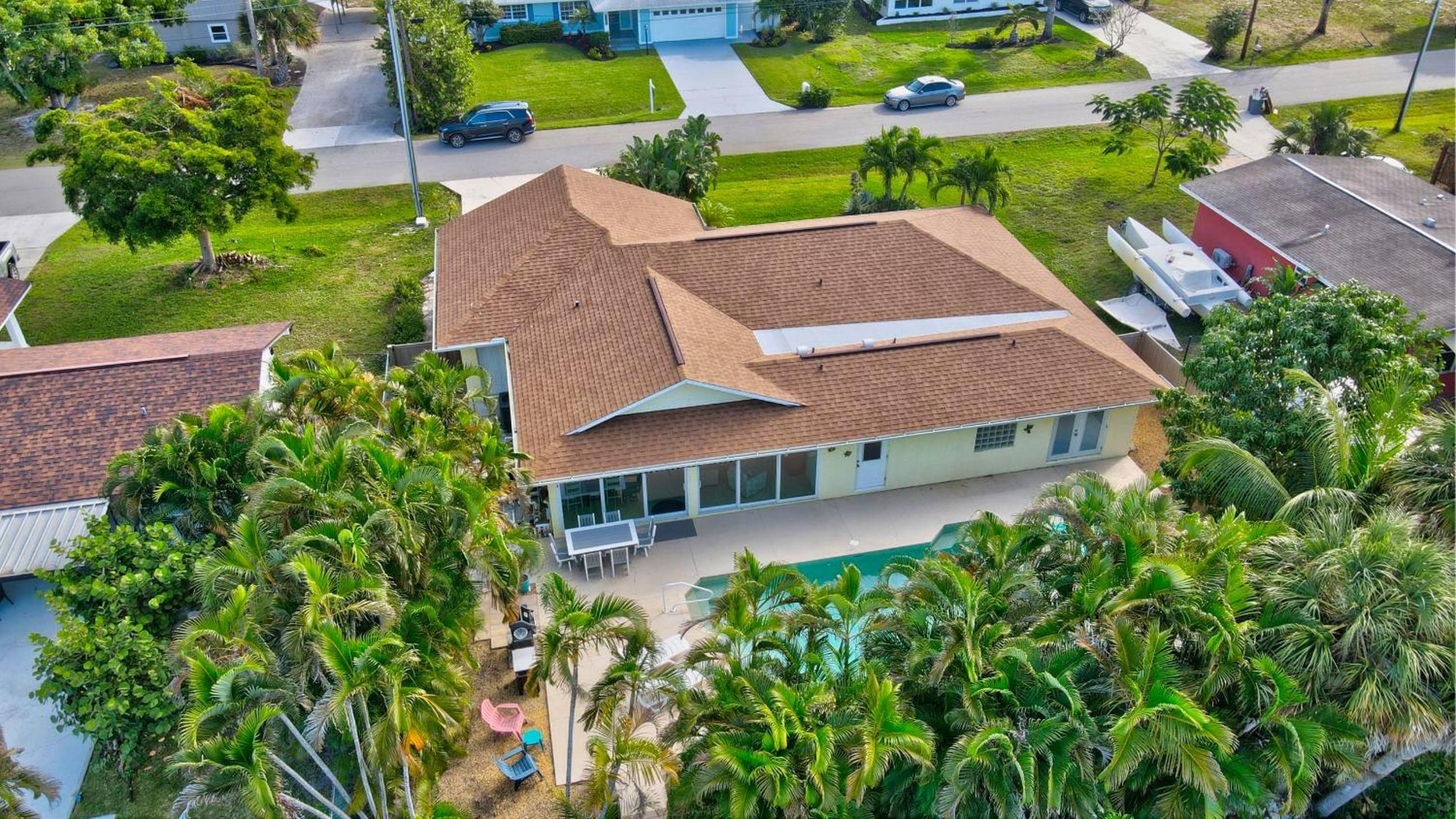 Hotel Heated Pool & Spa Home On A Scenic. Gulf Access Canal -Close To Bonita Beach!