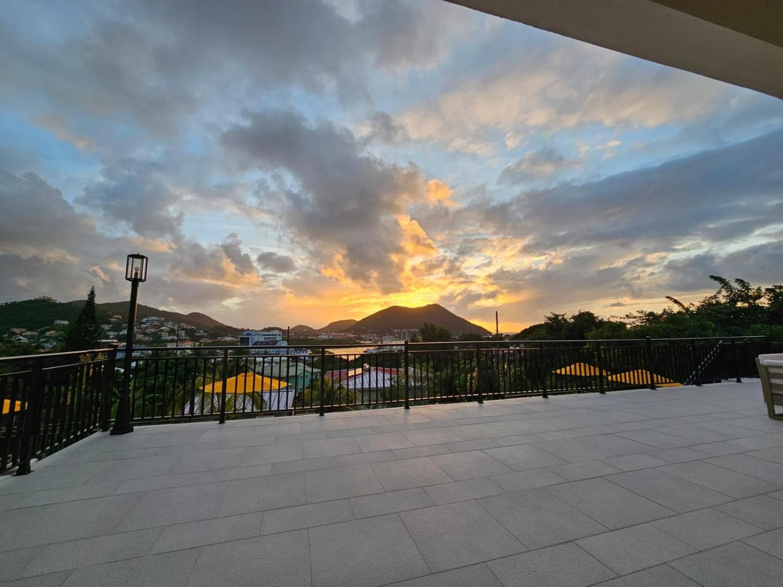 Oasis with Pool Hot Tub & Sauna view 4
