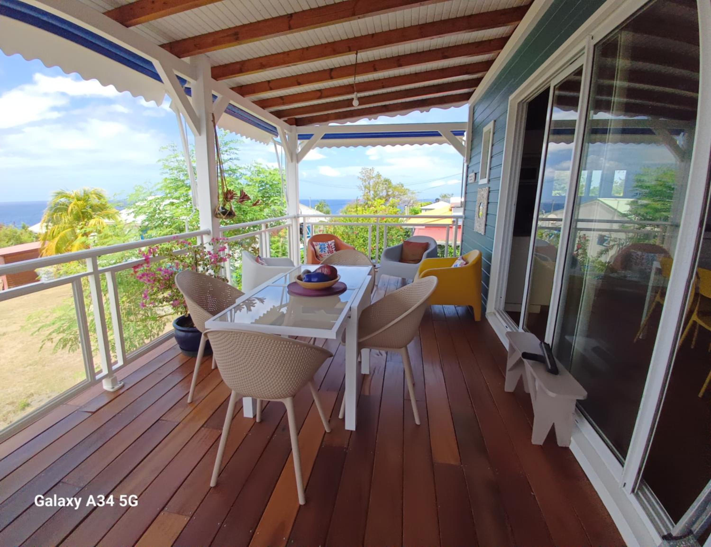 Les Gites Capra bungalow pomme surette view 4