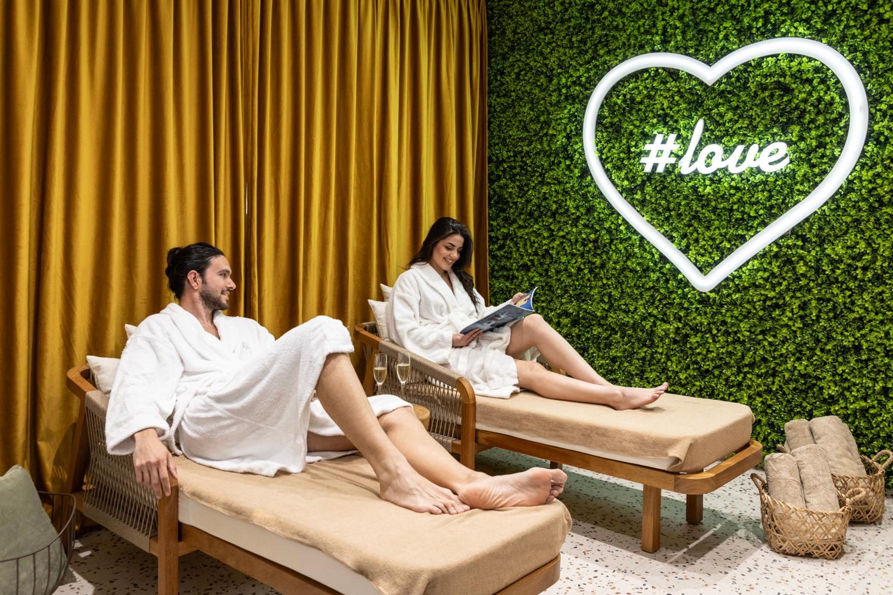 Albatros Spa & Resort Hotel