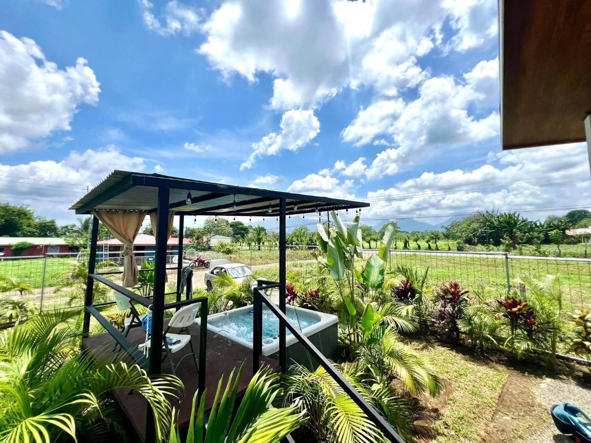Casita Sura with Private Jacuzzi
