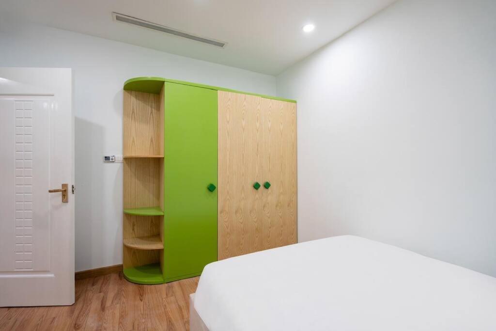 Lynhzz Housing- Vinhomes Royal City 2BR-R11620