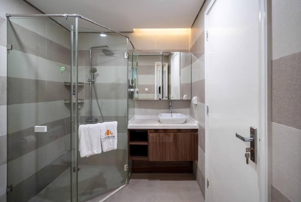 Lynhzz Housing- Vinhomes Royal City 2BR-R11620