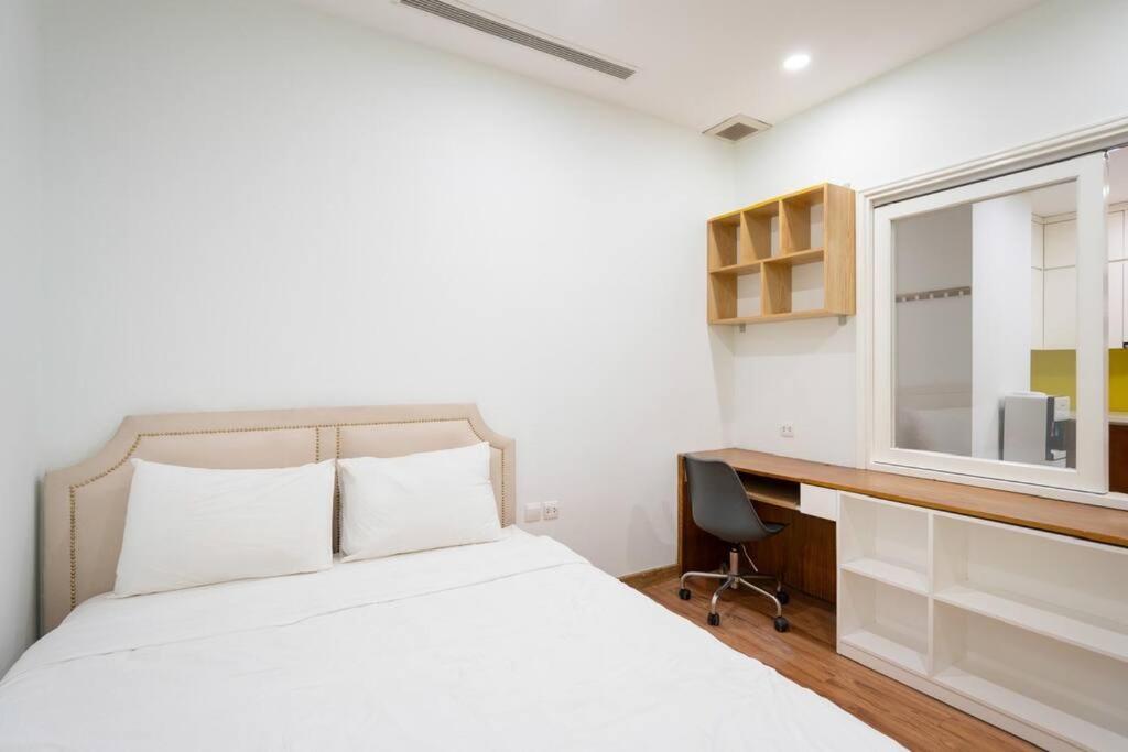 Lynhzz Housing- Vinhomes Royal City 2BR-R11620