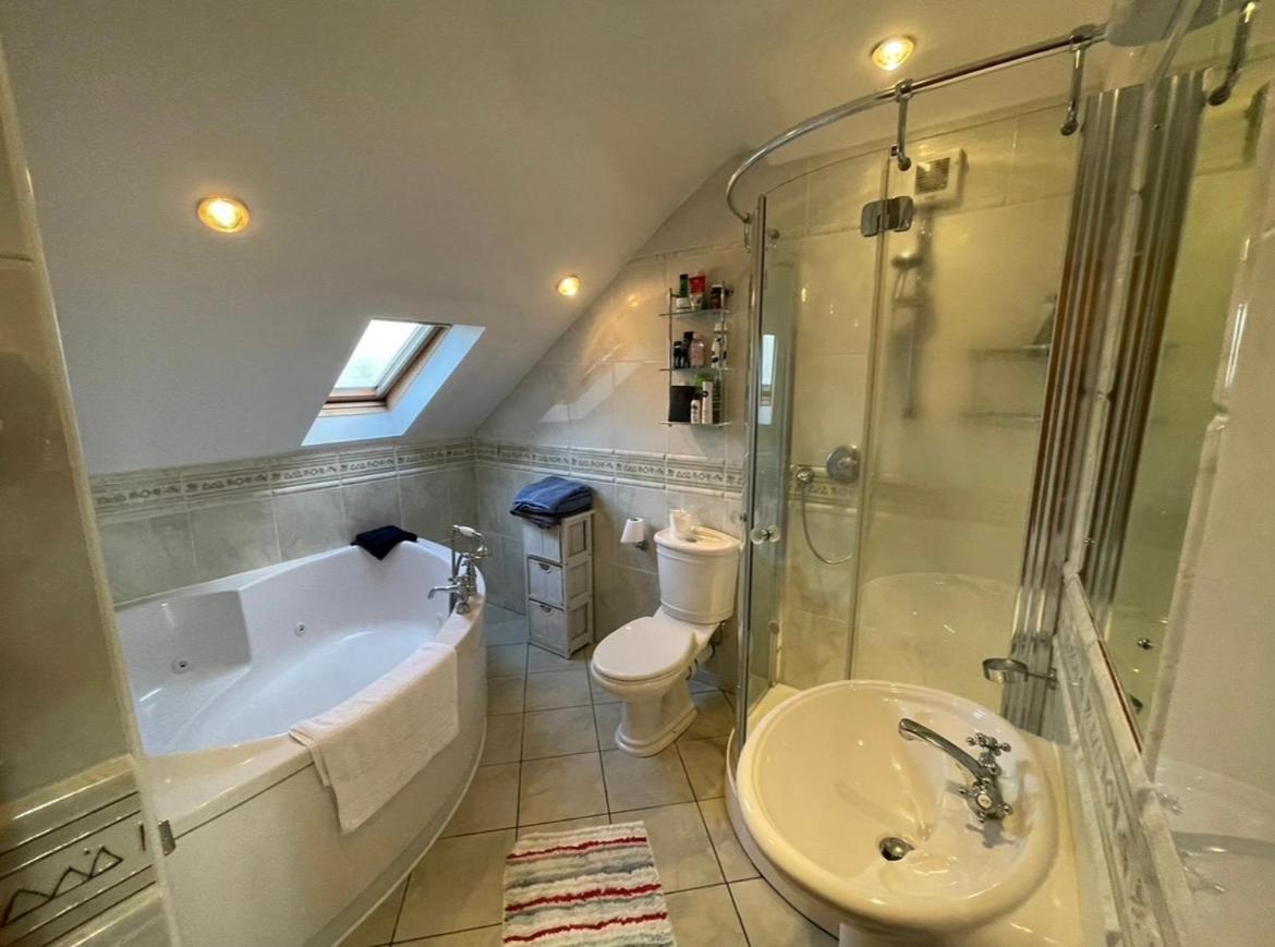 Cosy Rooms in a Stone Cottage view 3