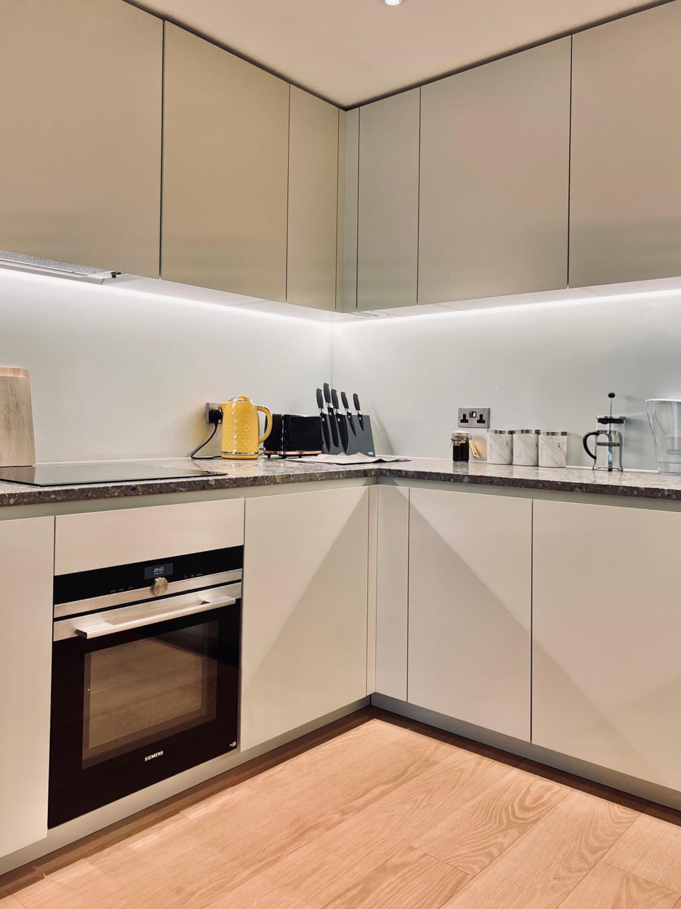 Upper Riverside O2 2Bedroom Flat 05