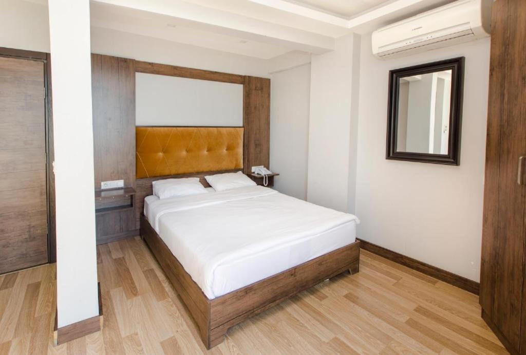 Cheers Deniz Feneri - Image 103