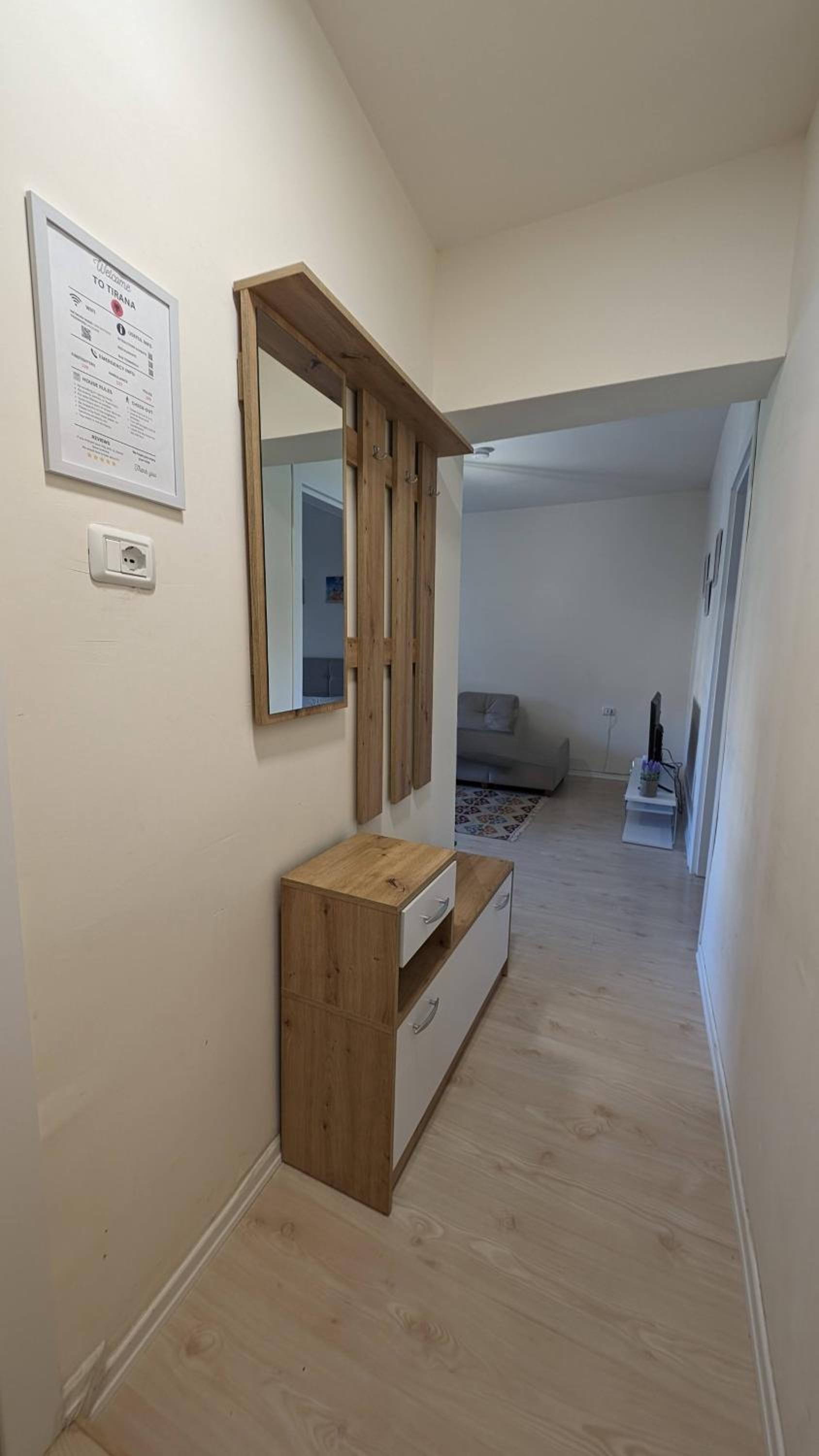 Modern Cozy Apartment 10 Min Walk to Skanderbeg Square