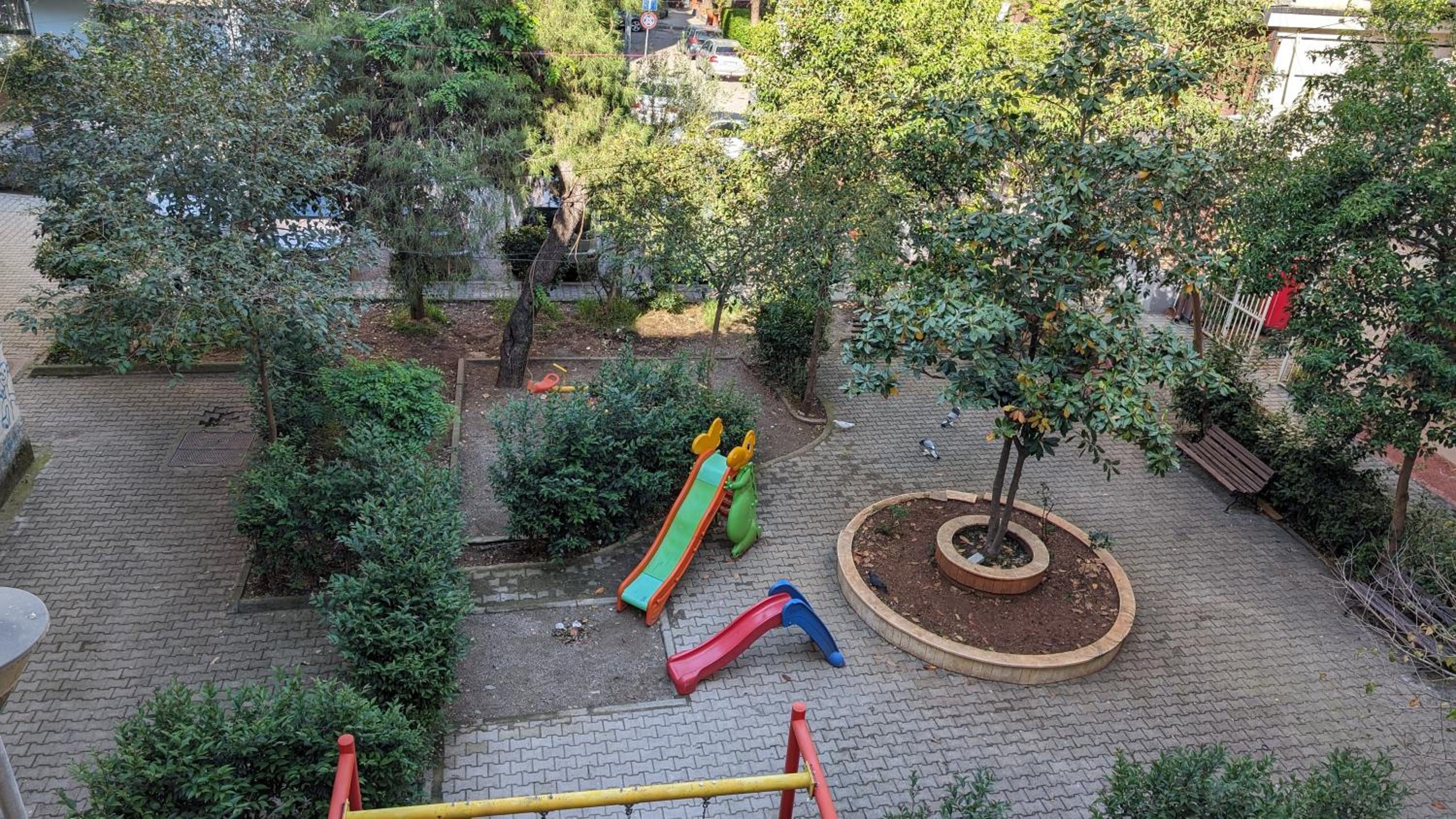 Modern Cozy Apartment 10 Min Walk to Skanderbeg Square