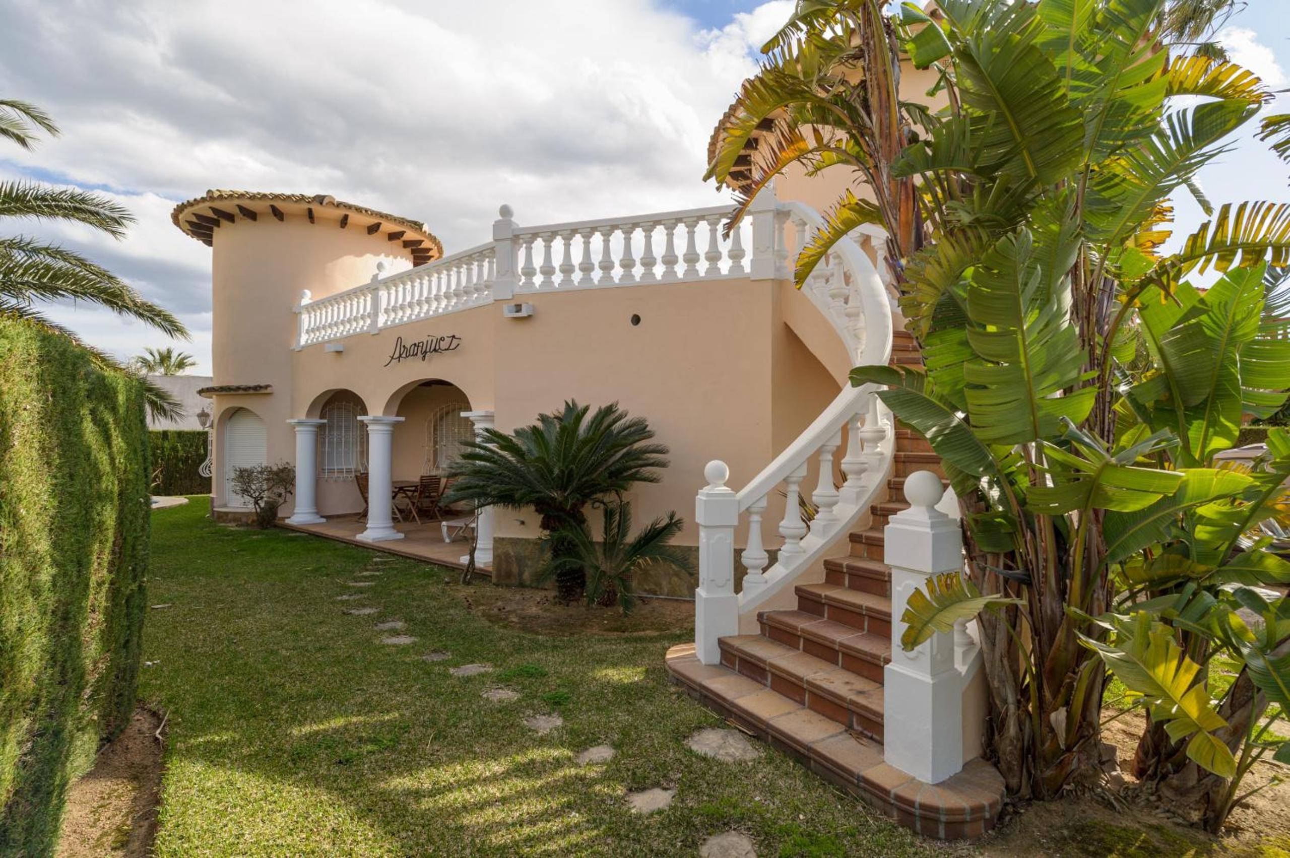 Villa Aranjuez by ON Travel