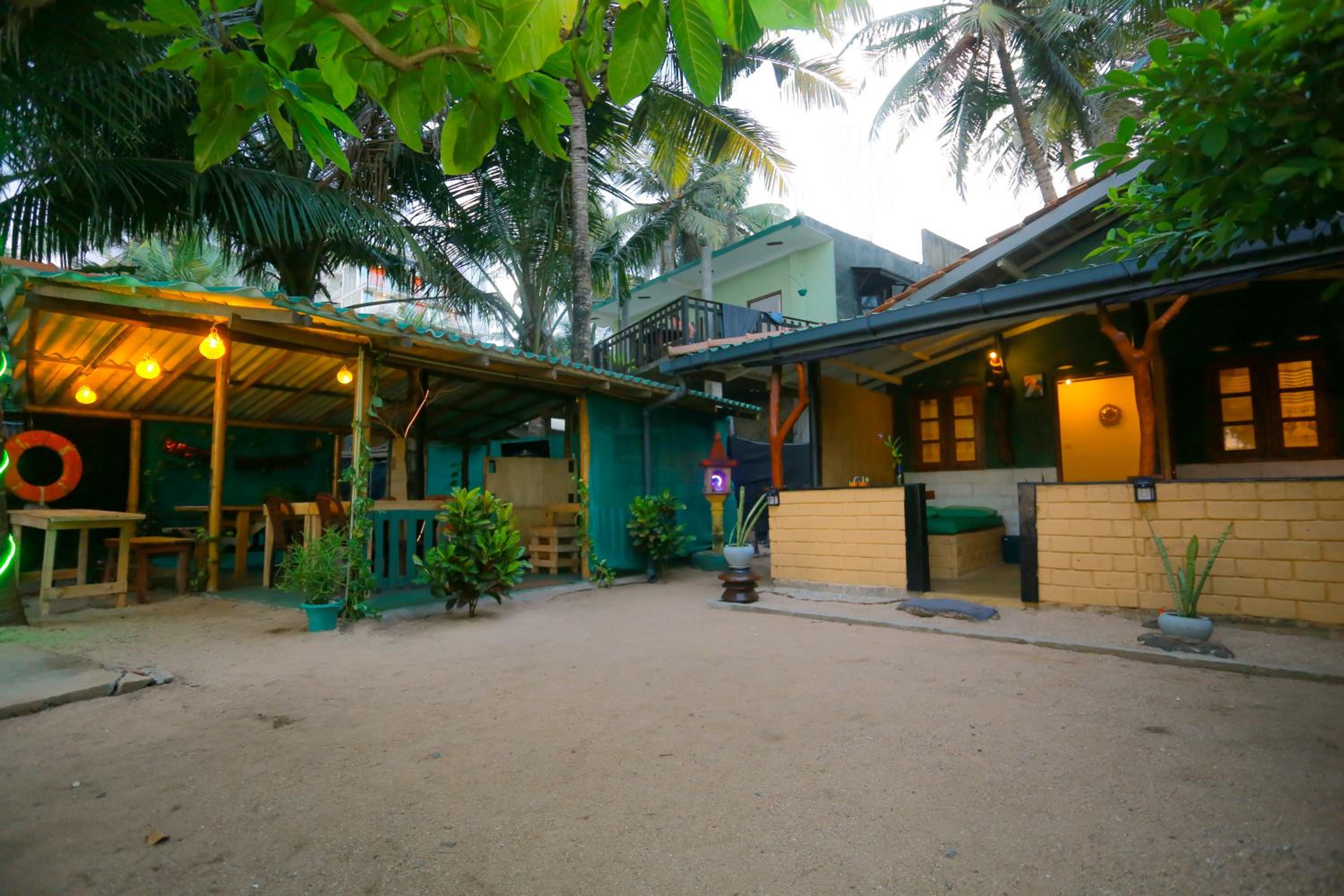 Rosa Shashi Cabanas view 5