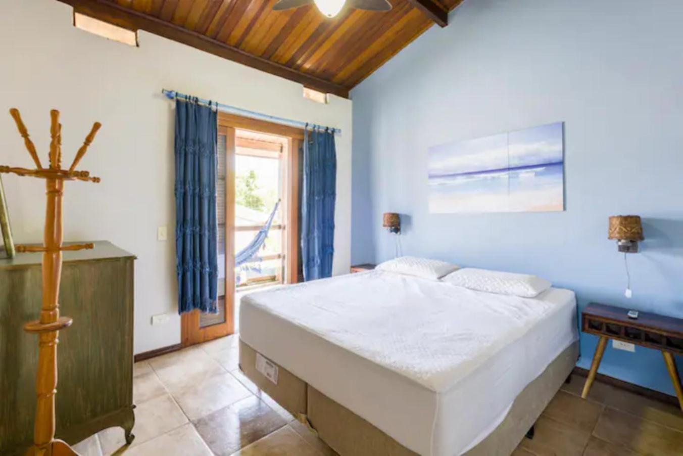 Casa rústica e aconchegante a 150 mts da praia