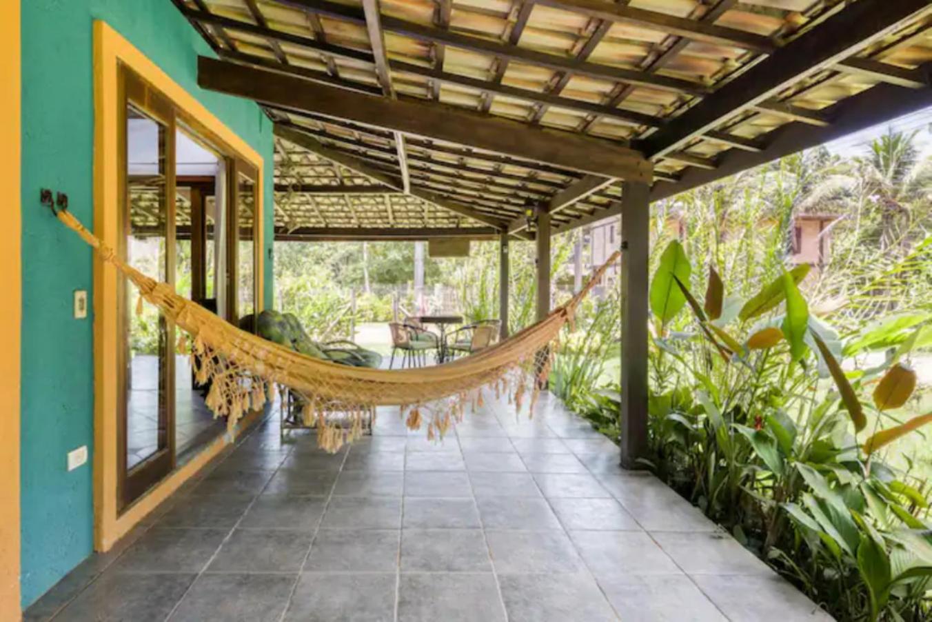 Casa rústica e aconchegante a 150 mts da praia