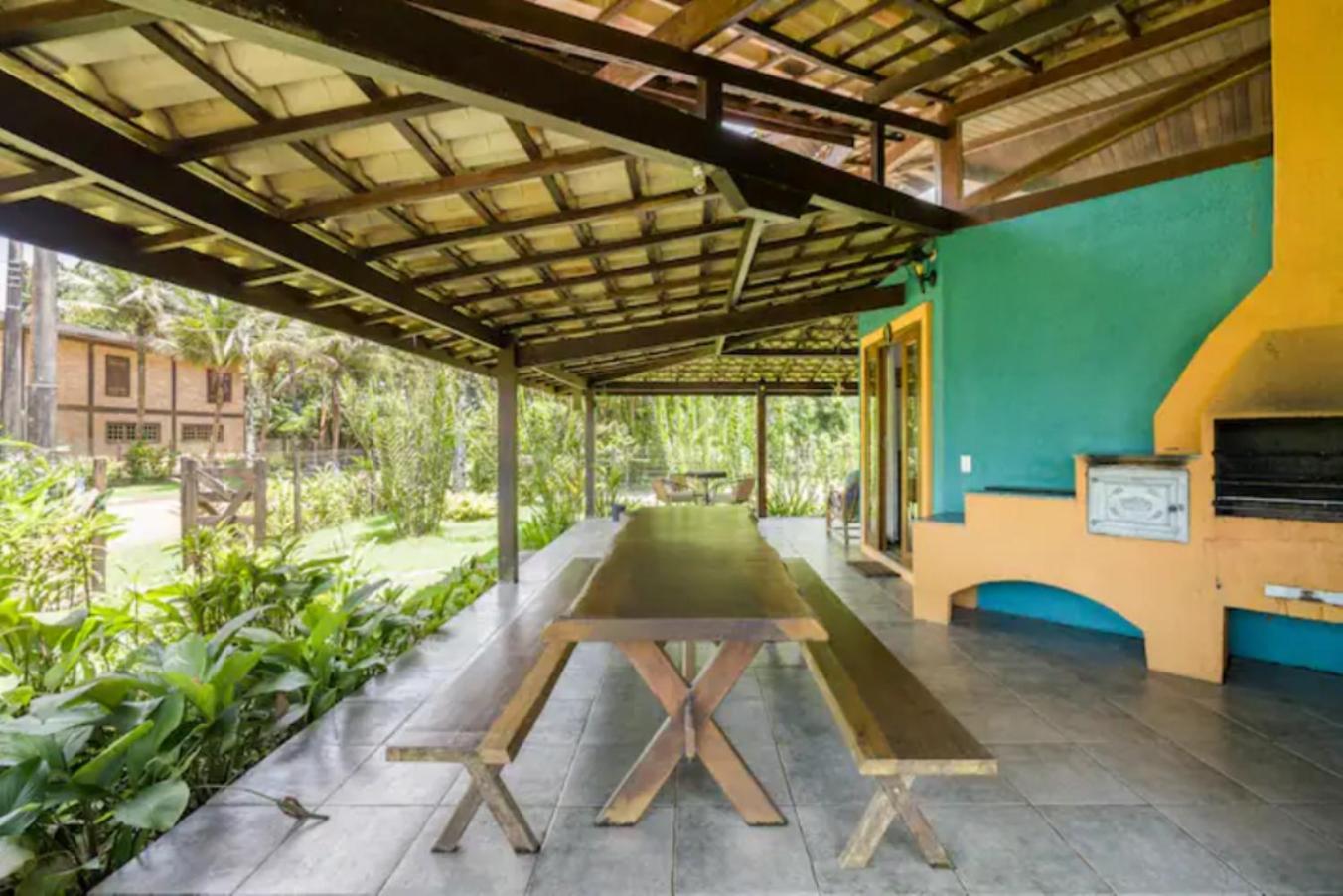 Casa rústica e aconchegante a 150 mts da praia