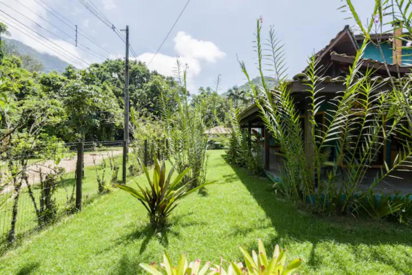 Casa rústica e aconchegante a 150 mts da praia