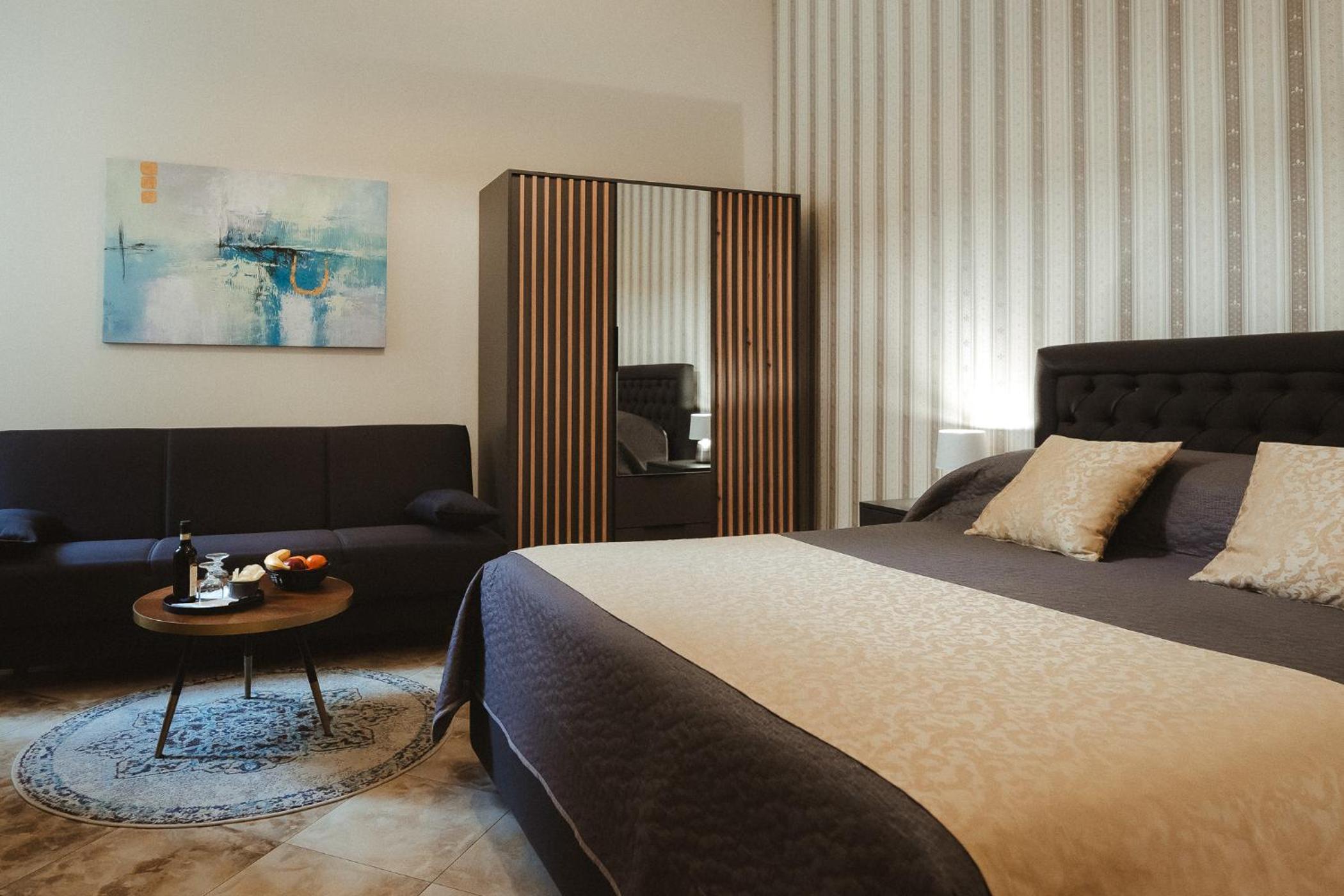 Lifestyle and Suites