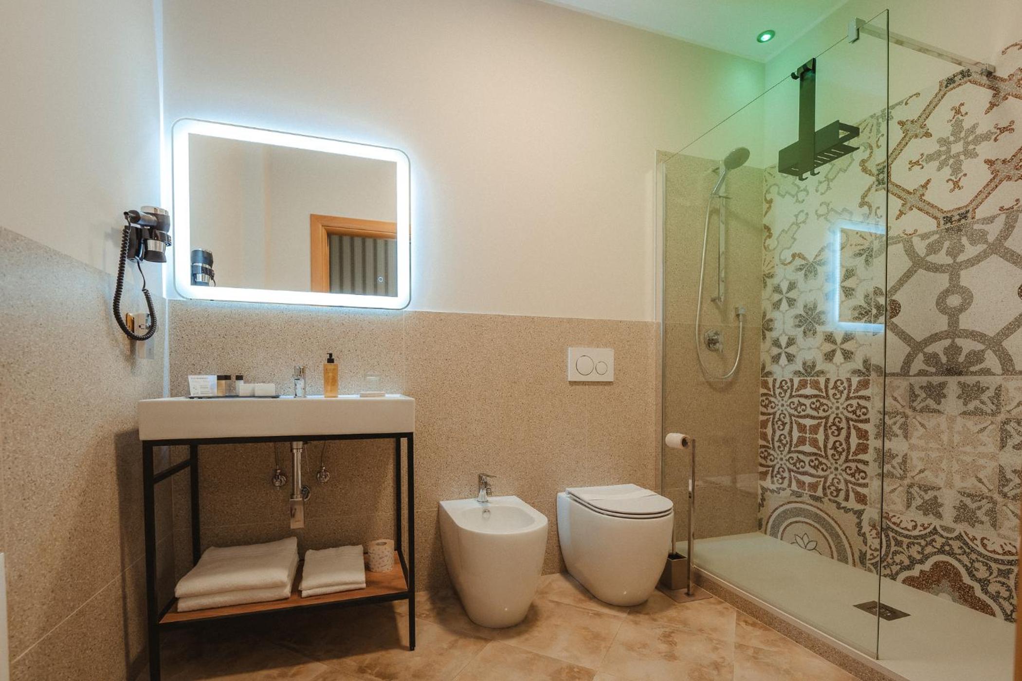 Lifestyle and Suites