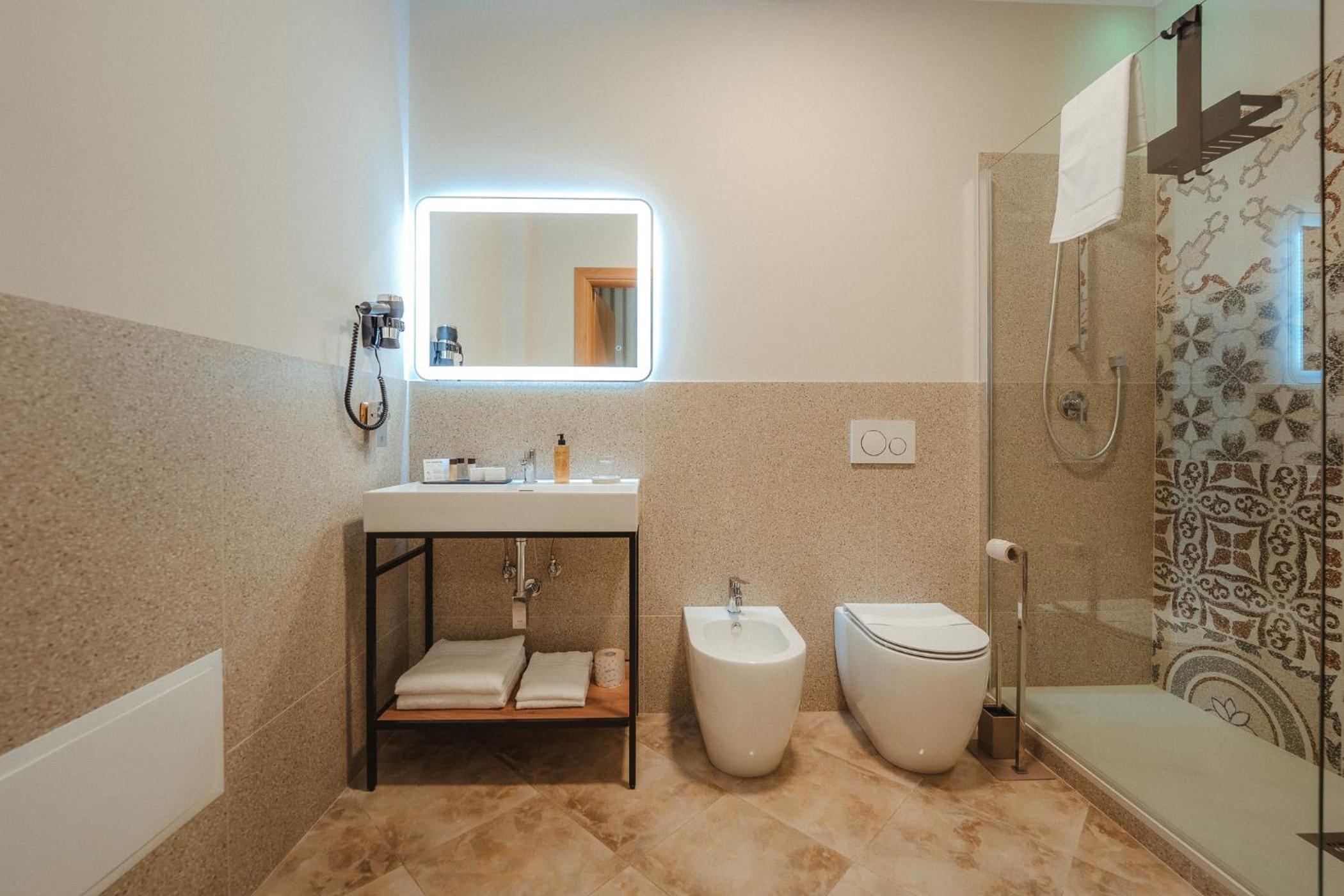 Lifestyle and Suites