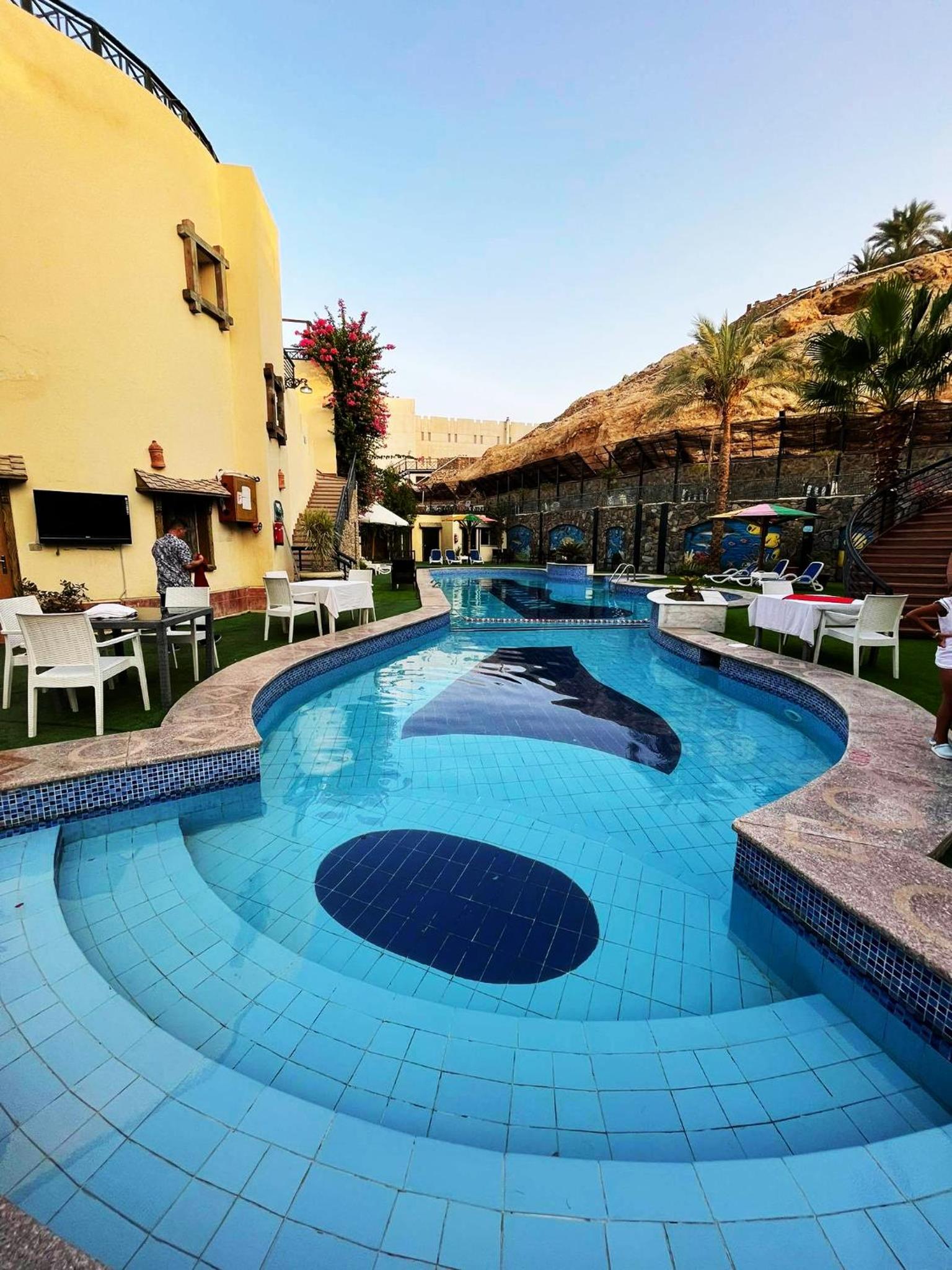 Naama Inn Hotel