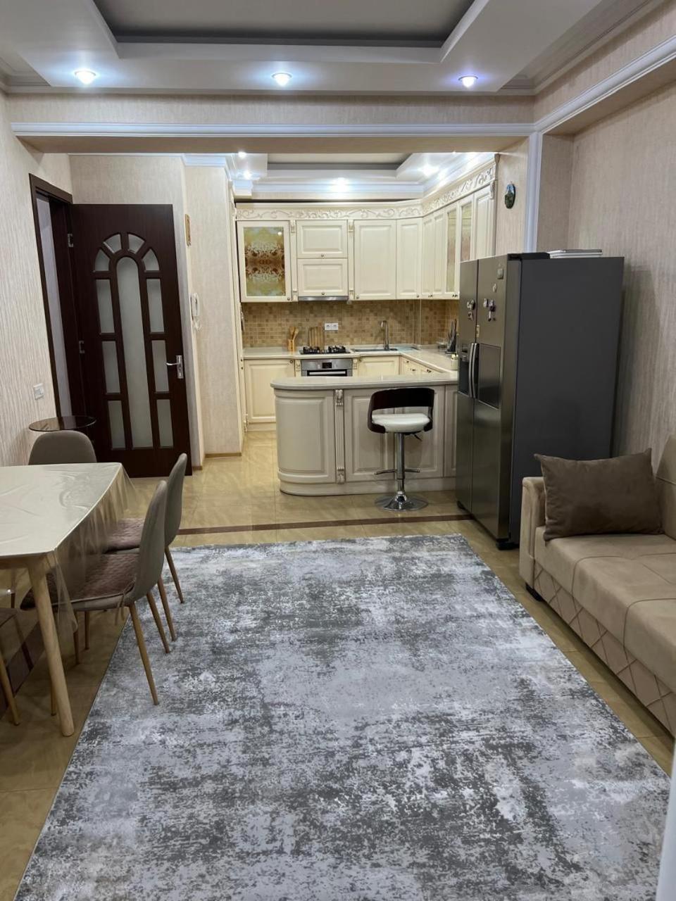 Big Apartment Tbilisi