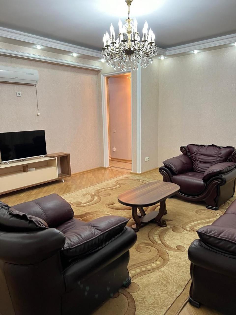 Big Apartment Tbilisi