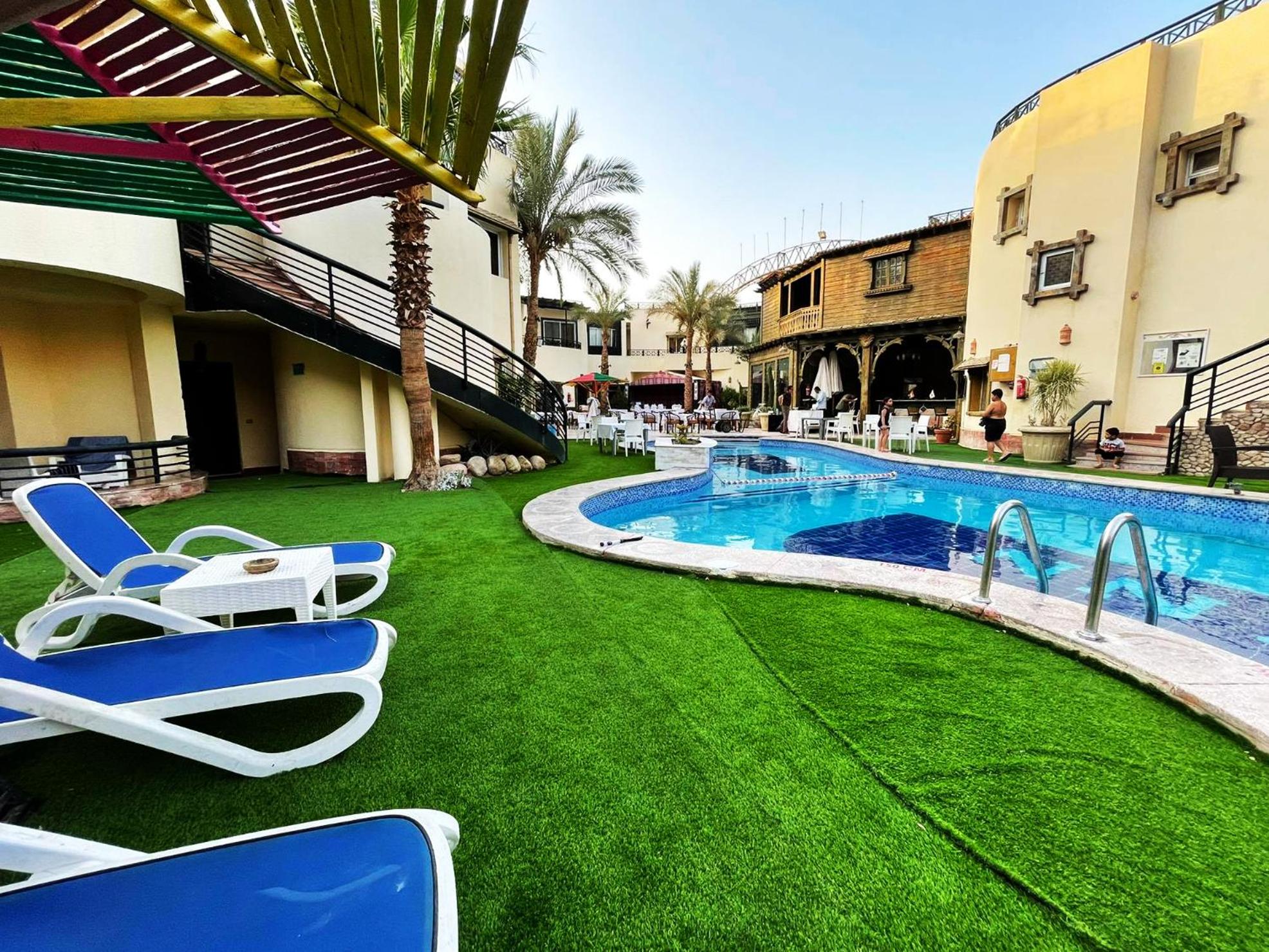 Naama Inn Hotel