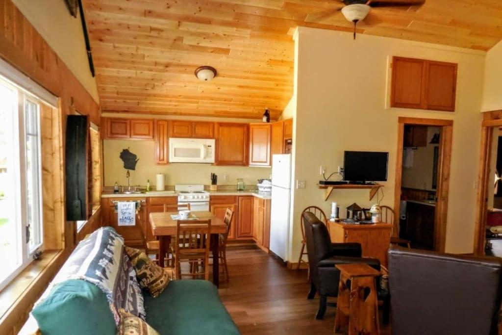 Knotty Pine White Pine - Lake Minocqua view 4