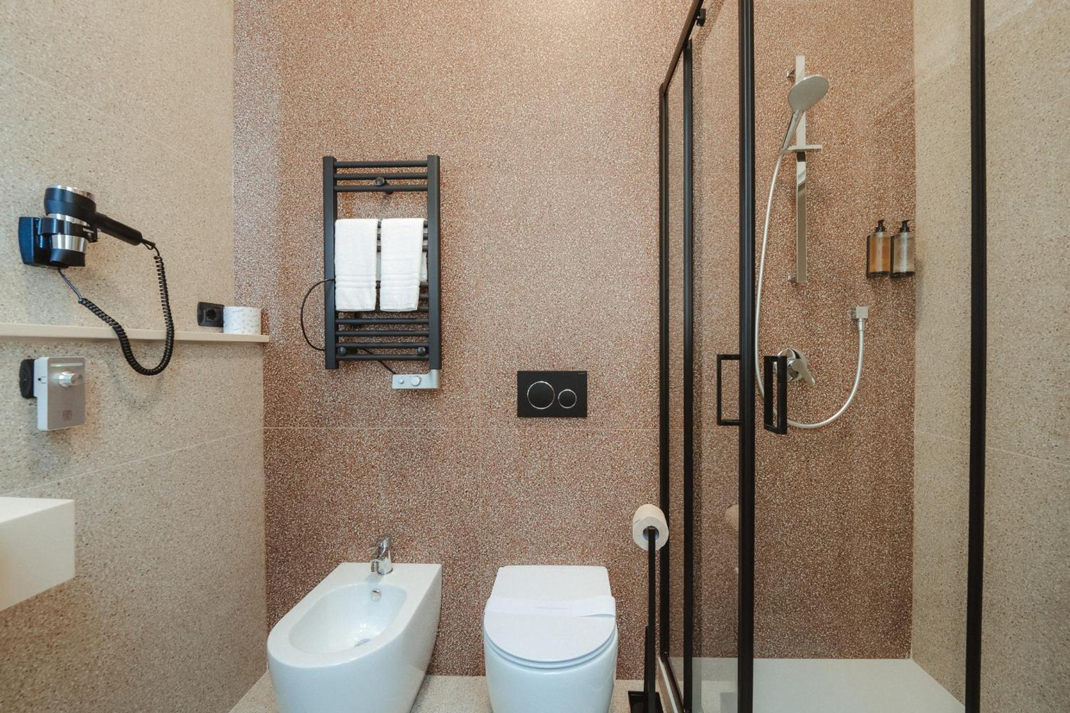 Lifestyle and Suites
