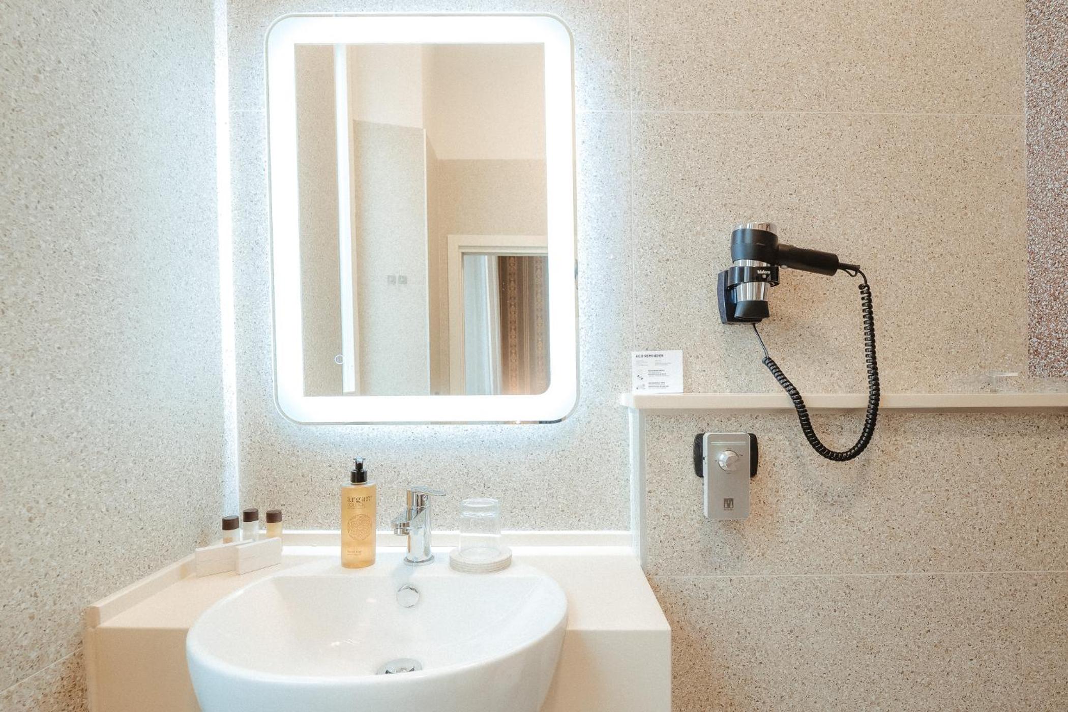 Lifestyle and Suites