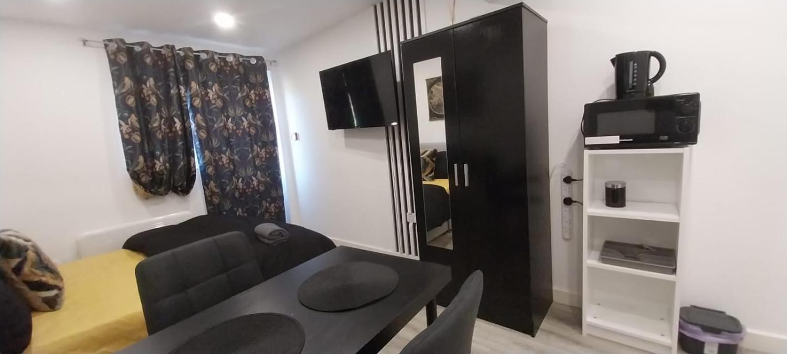 Stylish Home from Home view 4
