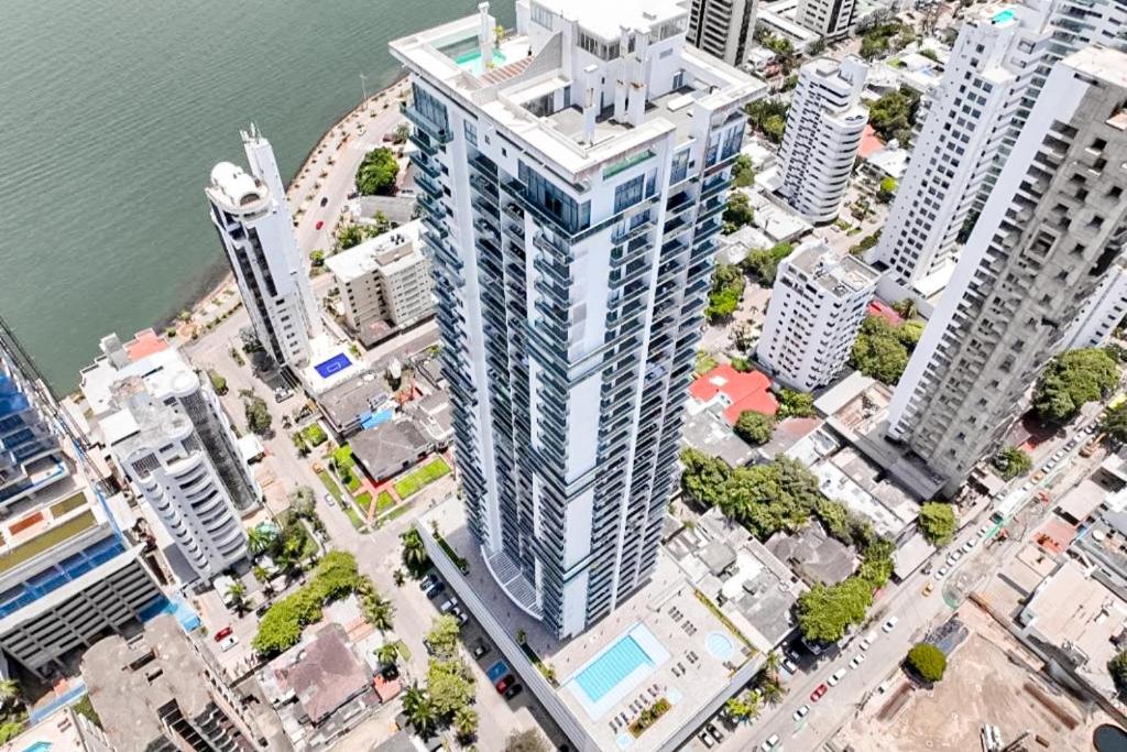 Apartamento con vista a la bahía