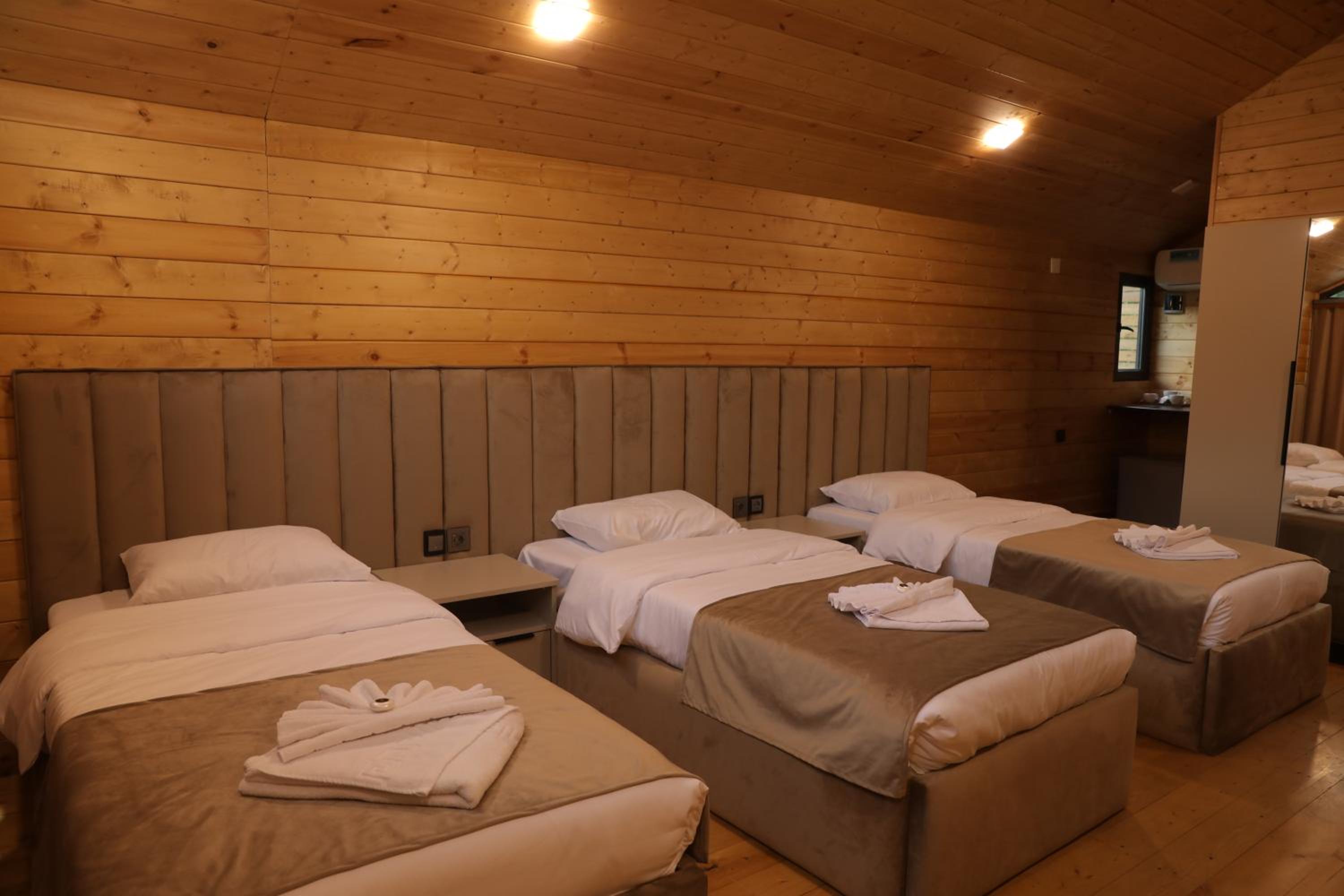 NICE HOUSE HOTEL Meghri