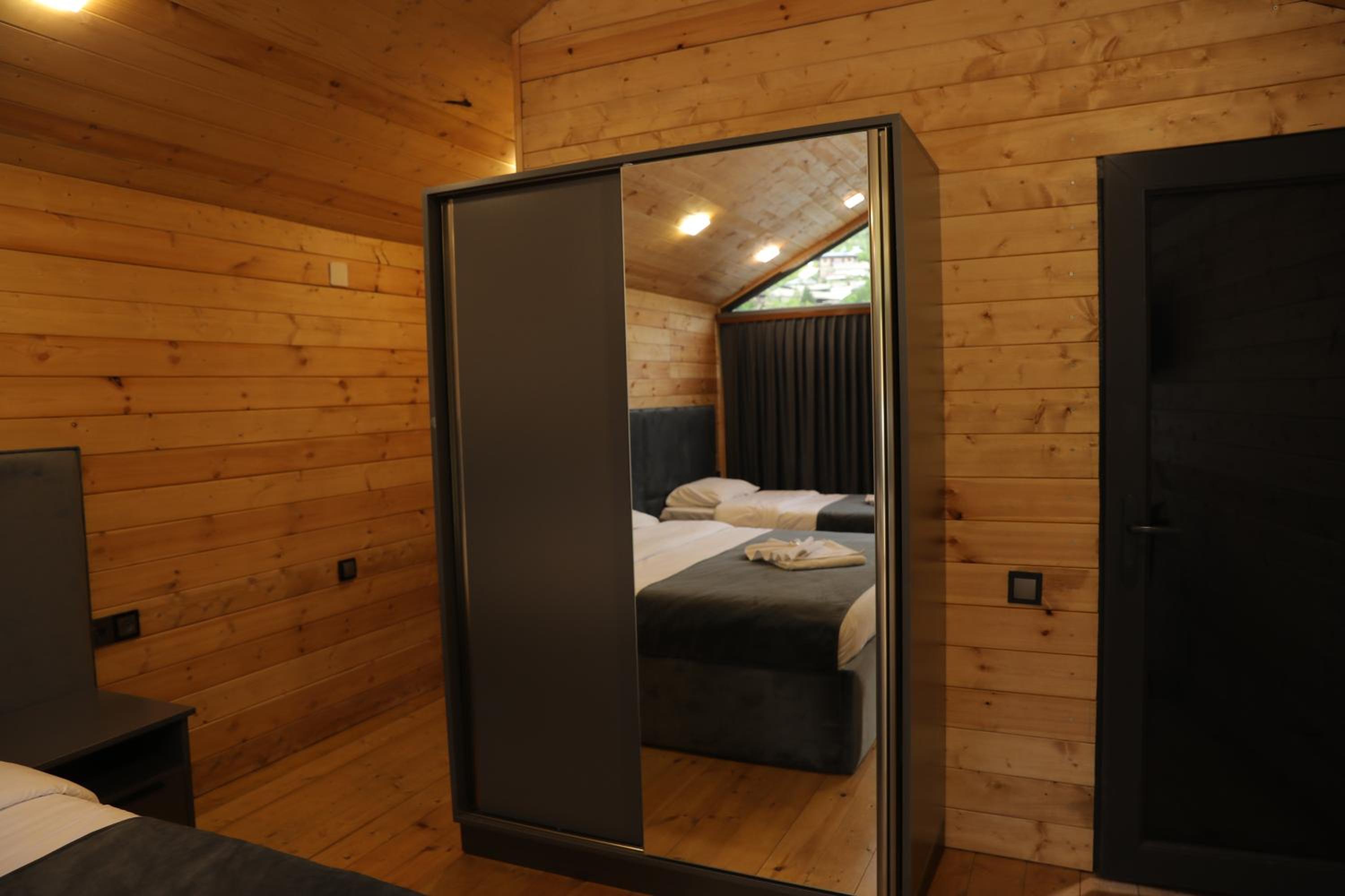 NICE HOUSE HOTEL Meghri