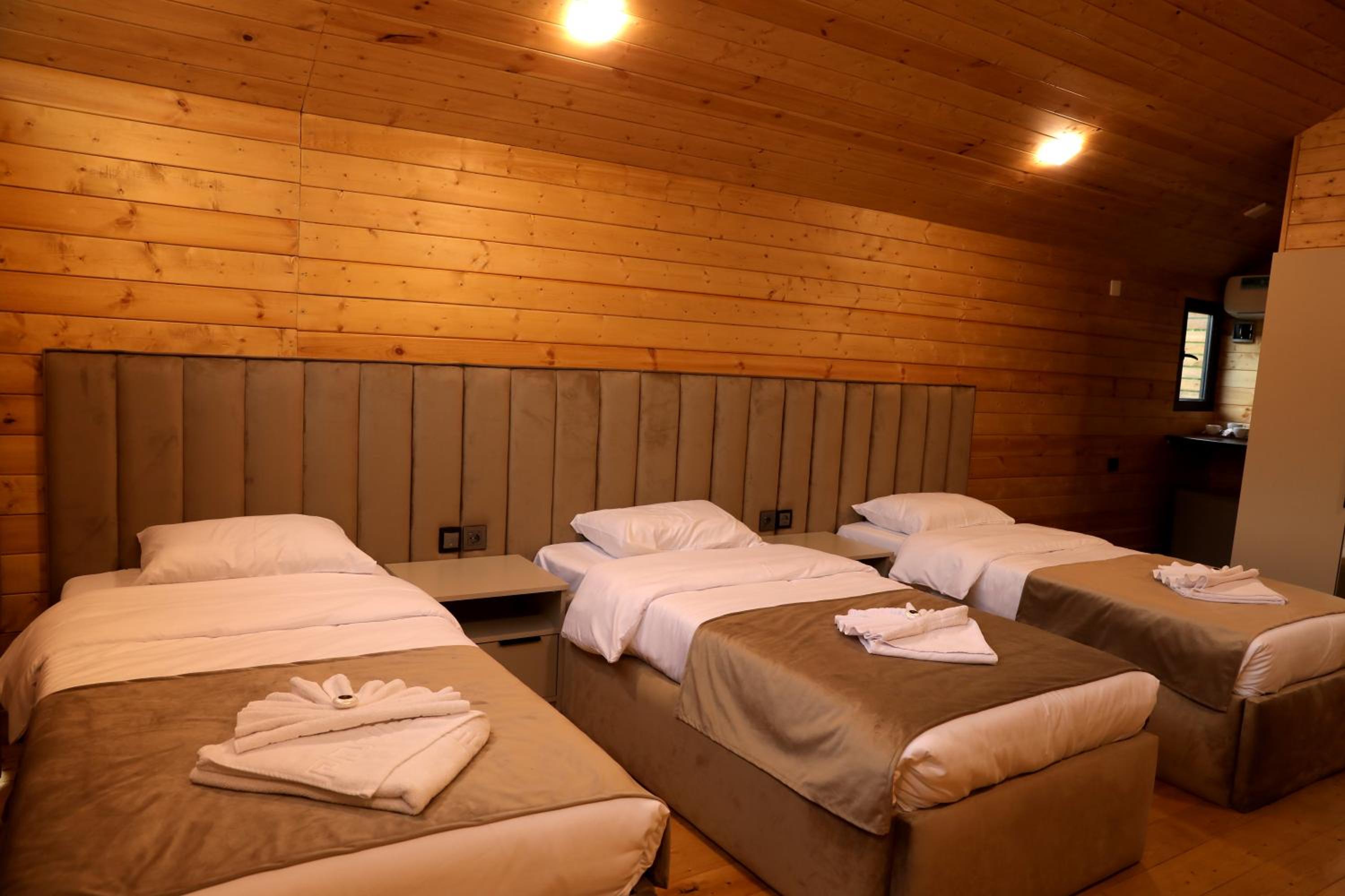 NICE HOUSE HOTEL Meghri