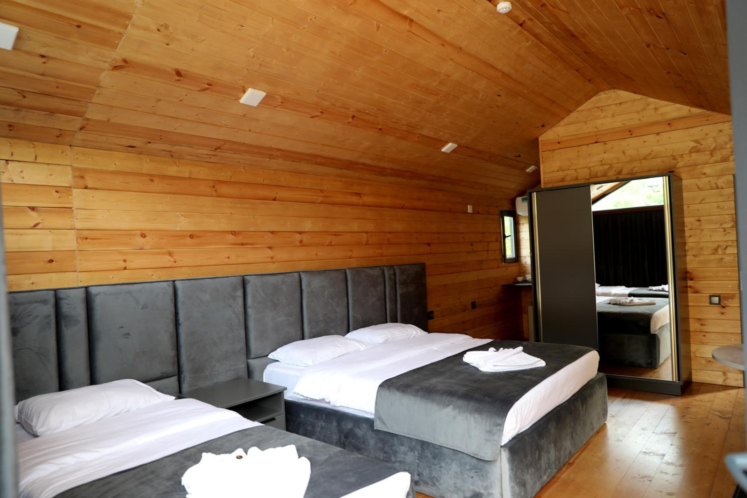 NICE HOUSE HOTEL Meghri