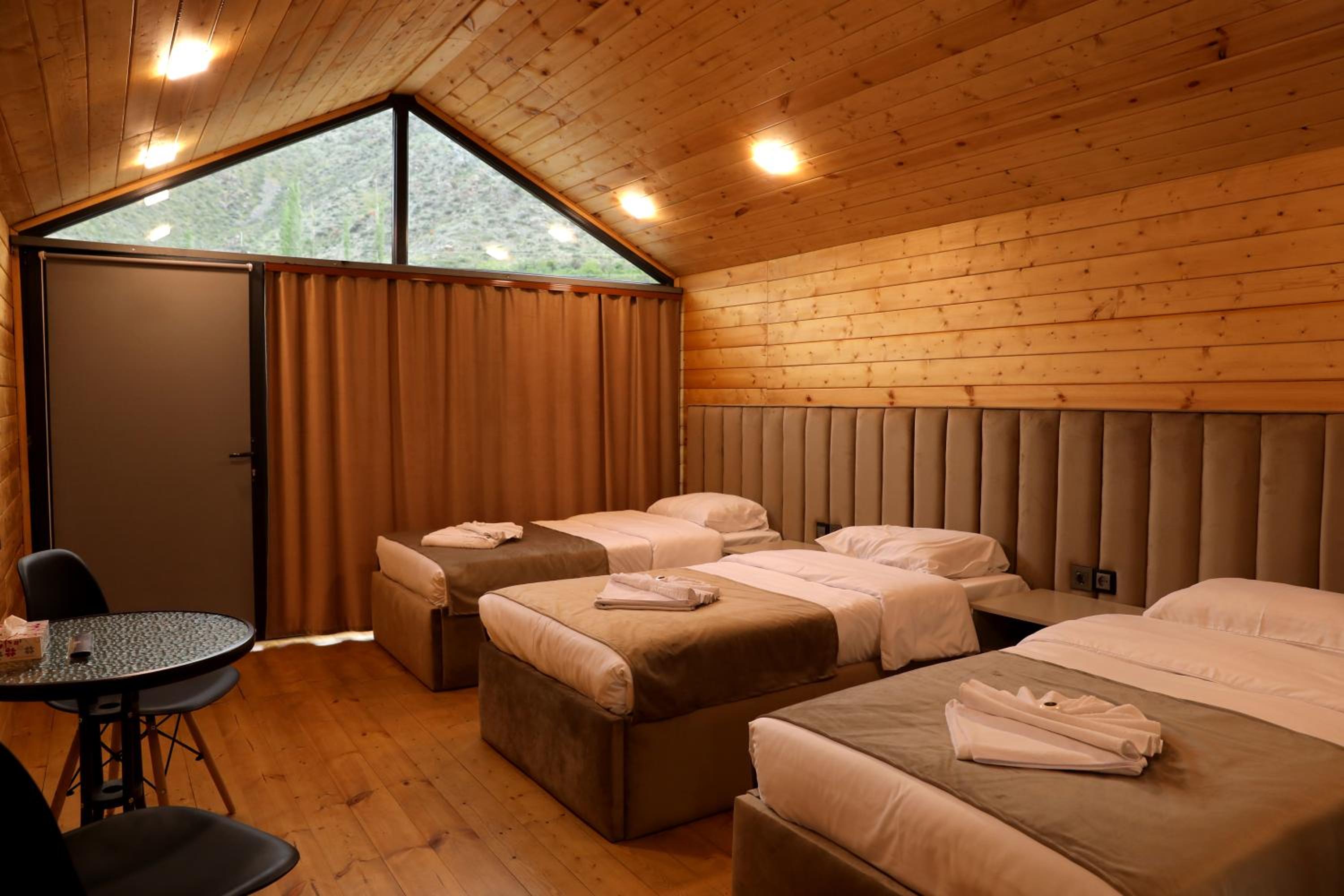 NICE HOUSE HOTEL Meghri