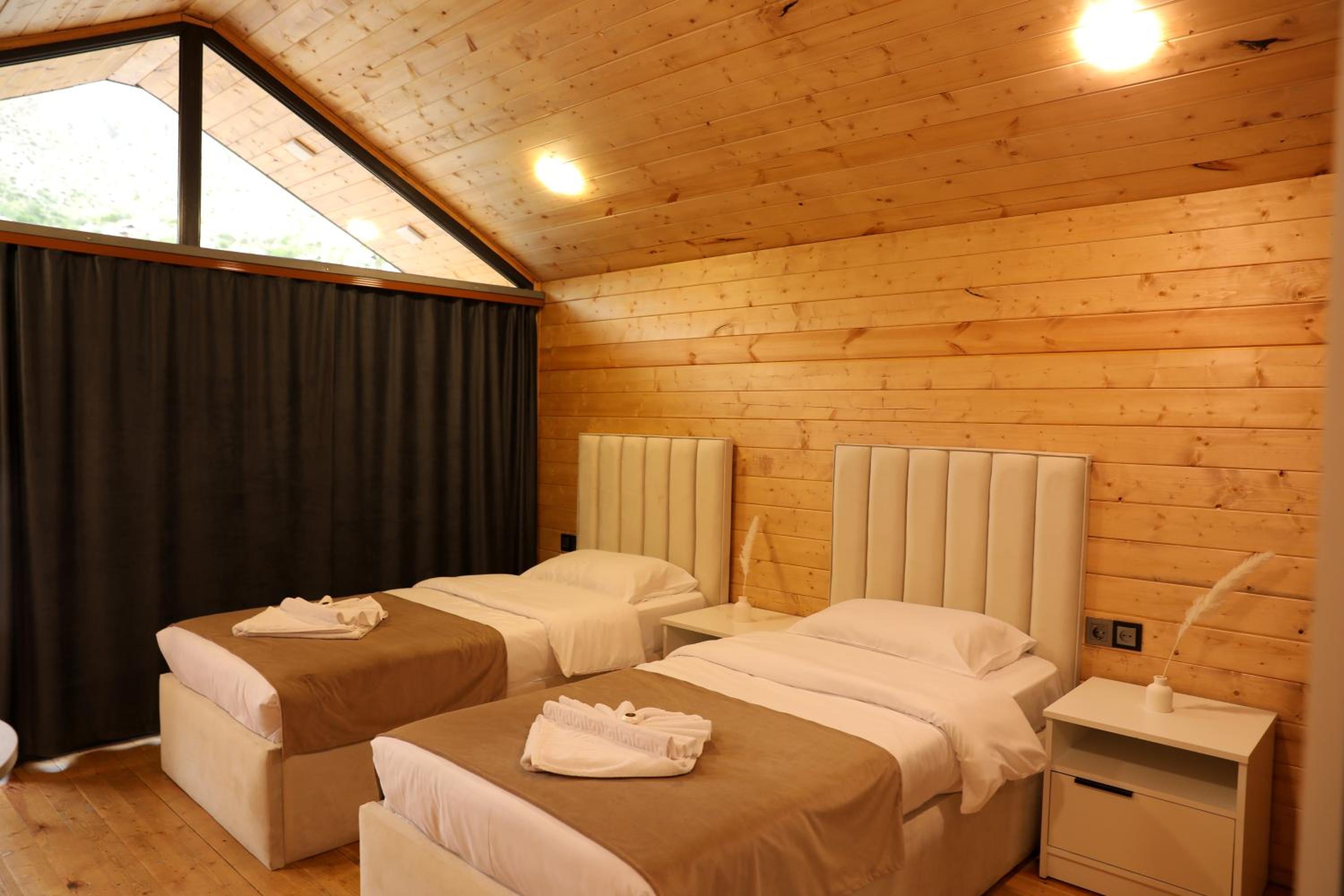 NICE HOUSE HOTEL Meghri